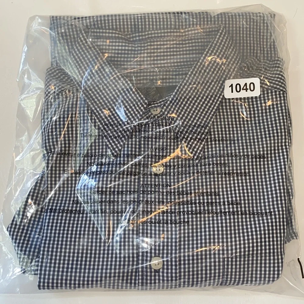 Banana Republic Gingham Button Up Shirt